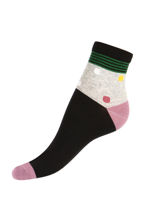 Puntíkované barevné ponožky