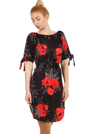 Dámské krátké květované šaty s krátkým rukávem a stuhou v pase. Volný střih - vhodné i pro plnoštíhlou