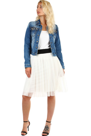 Dámská krátká jednobarevná tylová sukně. V pase pružná guma široká cca 6 cm. Viskózová spodnička v barvě tylu