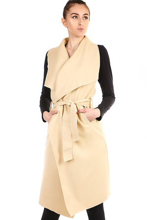 Dámská elegantní zavinovací dlouhá vesta se širokým ostře zakončeným límcem. Široká paleta barev. V pase jsou