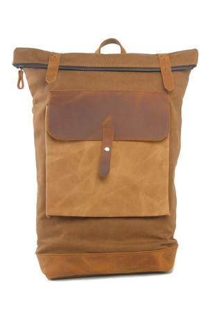 Plátěný velký rolovací batoh s detaily z pravé hovězí kůže v módním retro designu. Hlavní oddíl se zapíná na