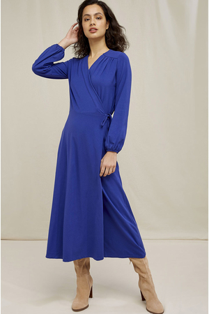 Příjemné dámské biobavlněné šaty anglické značky PeopleTree jsou díky svému nadčasovému zavinovacímu střihu