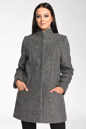 Elegantní a jednoduchý dámský kabát se stojáčkem z pravé vlny se velmi dobře kombinuje, ať už se budete snažit o