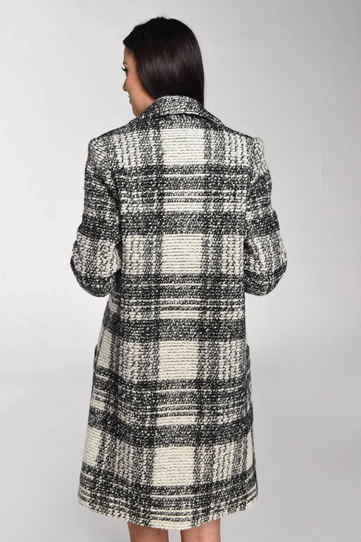 Vlněný kabát s kostkovaným vzorem