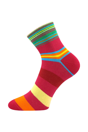 Dámské, slabé ponožky s veselými proužky pro každodenní nošení od tradiční značky Boma. Ponožky mají