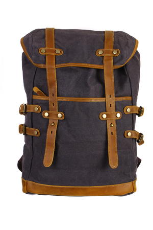Velký plátěný batoh s detaily z pravé hovězí kůže v módním retro designu. Hlavní oddíl batohu je na stažení