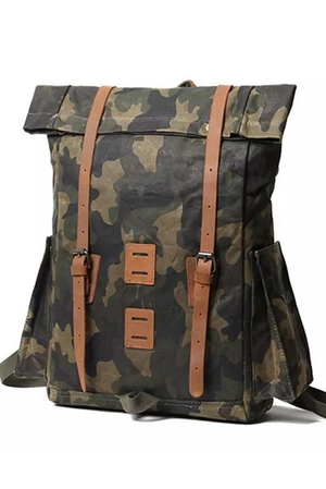 Pánský maskáčový rolovací batoh s koženými detaily. Pánský velký batoh v army stylu je kompletně