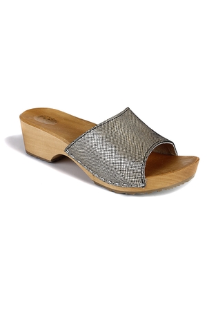 Dámské zdravotní pantofle - dřeváky jsou vhodné na celoroční nošení ve vnitřních prostorech doma i v
